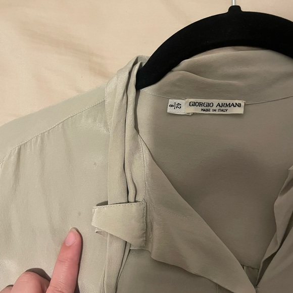 Givenchy silk top size 8 - Picture 4 of 6